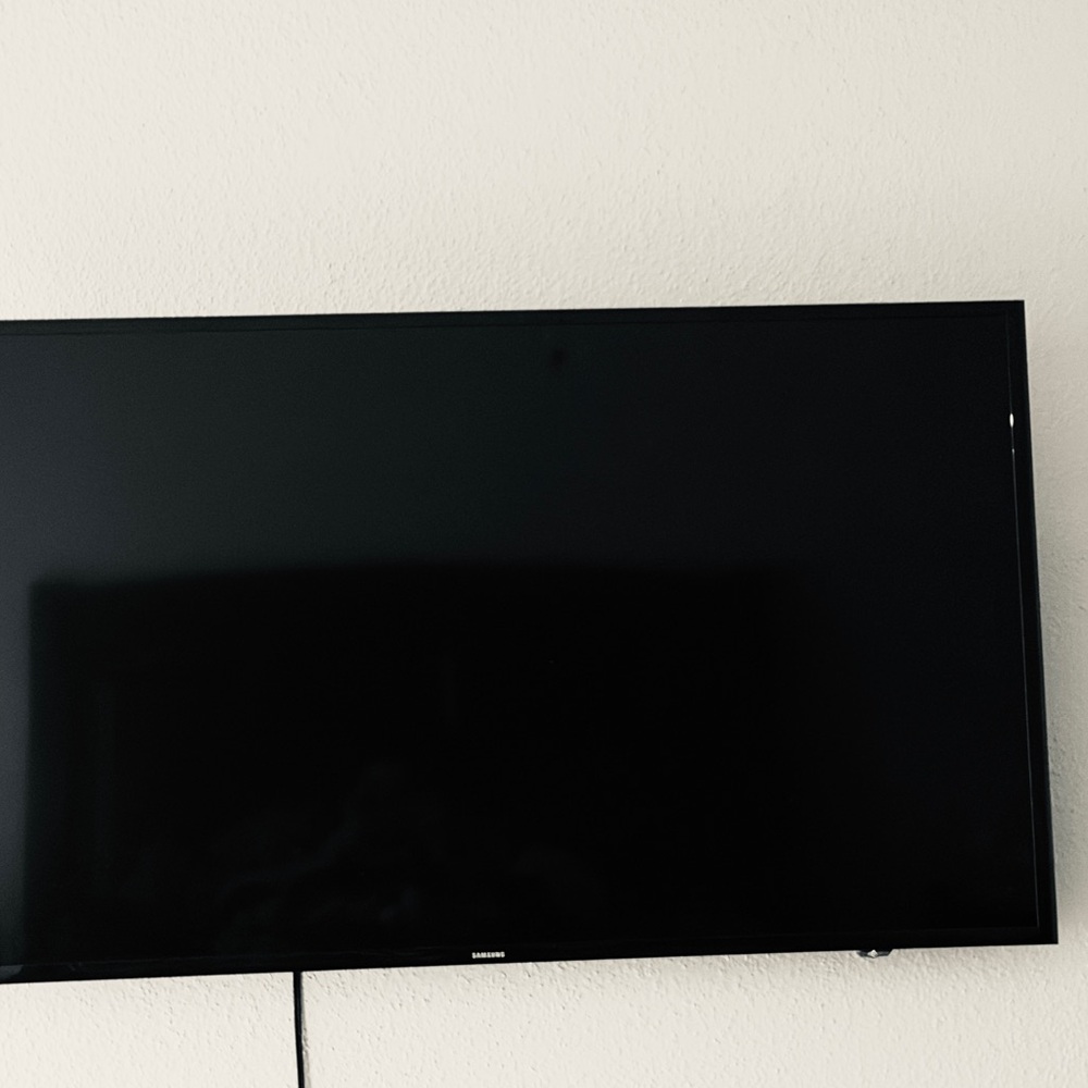 Samsung Black LED TV